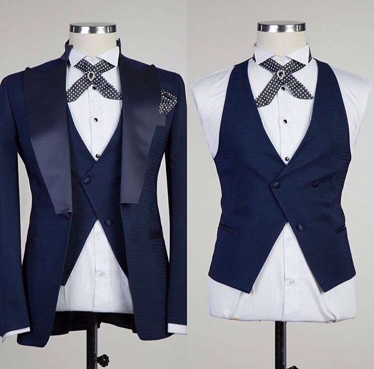 Fashuné Classic Navy Blue Mandarin Tuxedo - FASHUNE