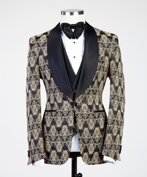 Fashuné Luxury Valentino Tuxedo