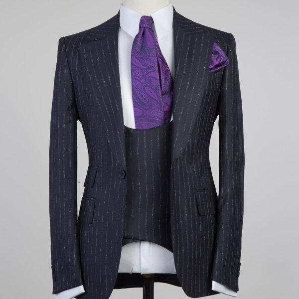 Fashuné Classic Tanqueray Black Striped Suit